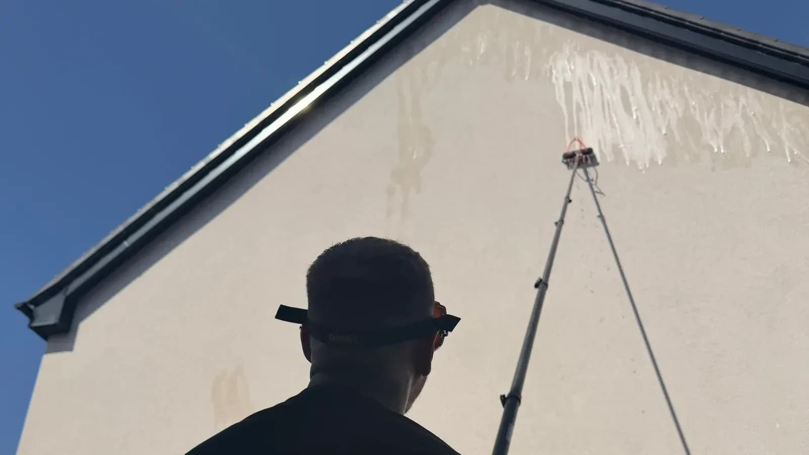What Affects the Cost of Render Cleaning?