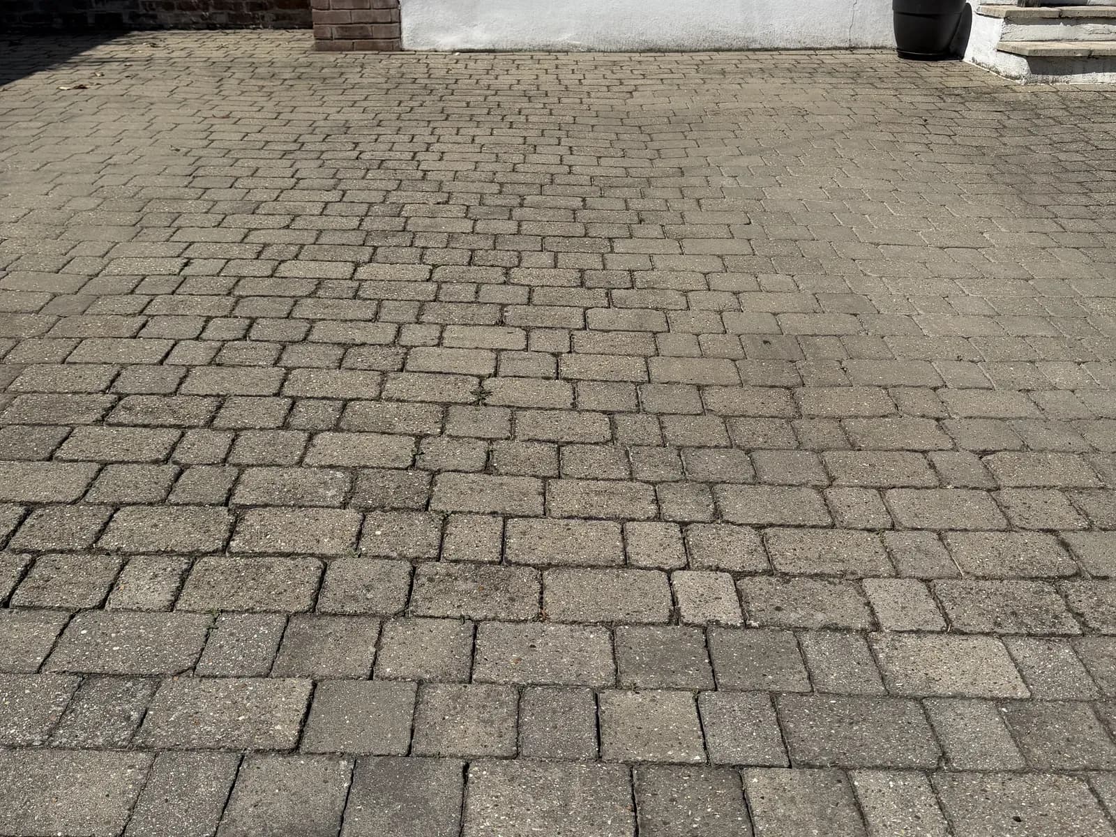 How Long Does It Take to Pressure Wash a Driveway?