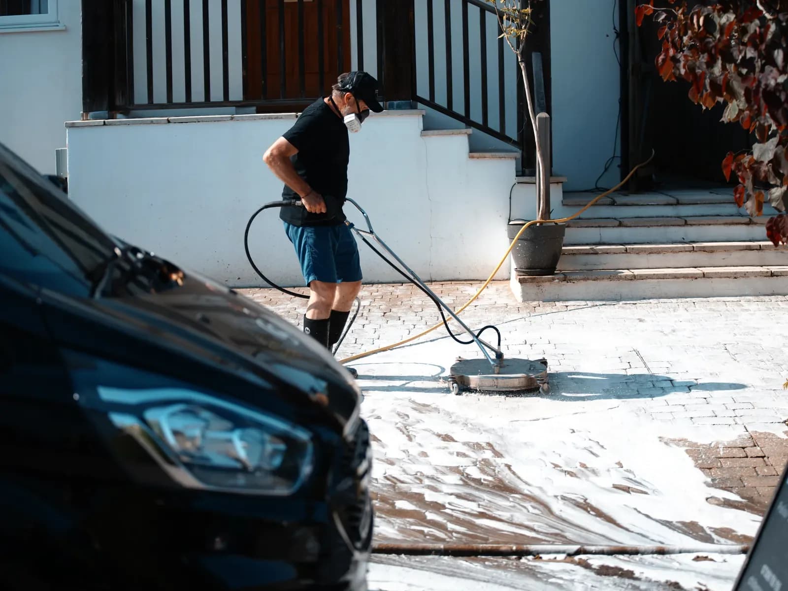 How to Pressure Wash a House