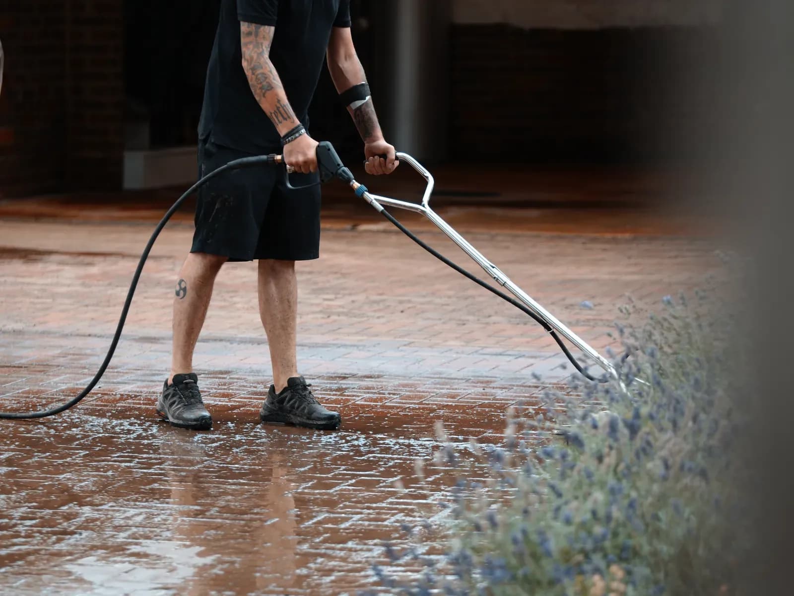 Do You Need to Clean Exterior Walls Before Painting?