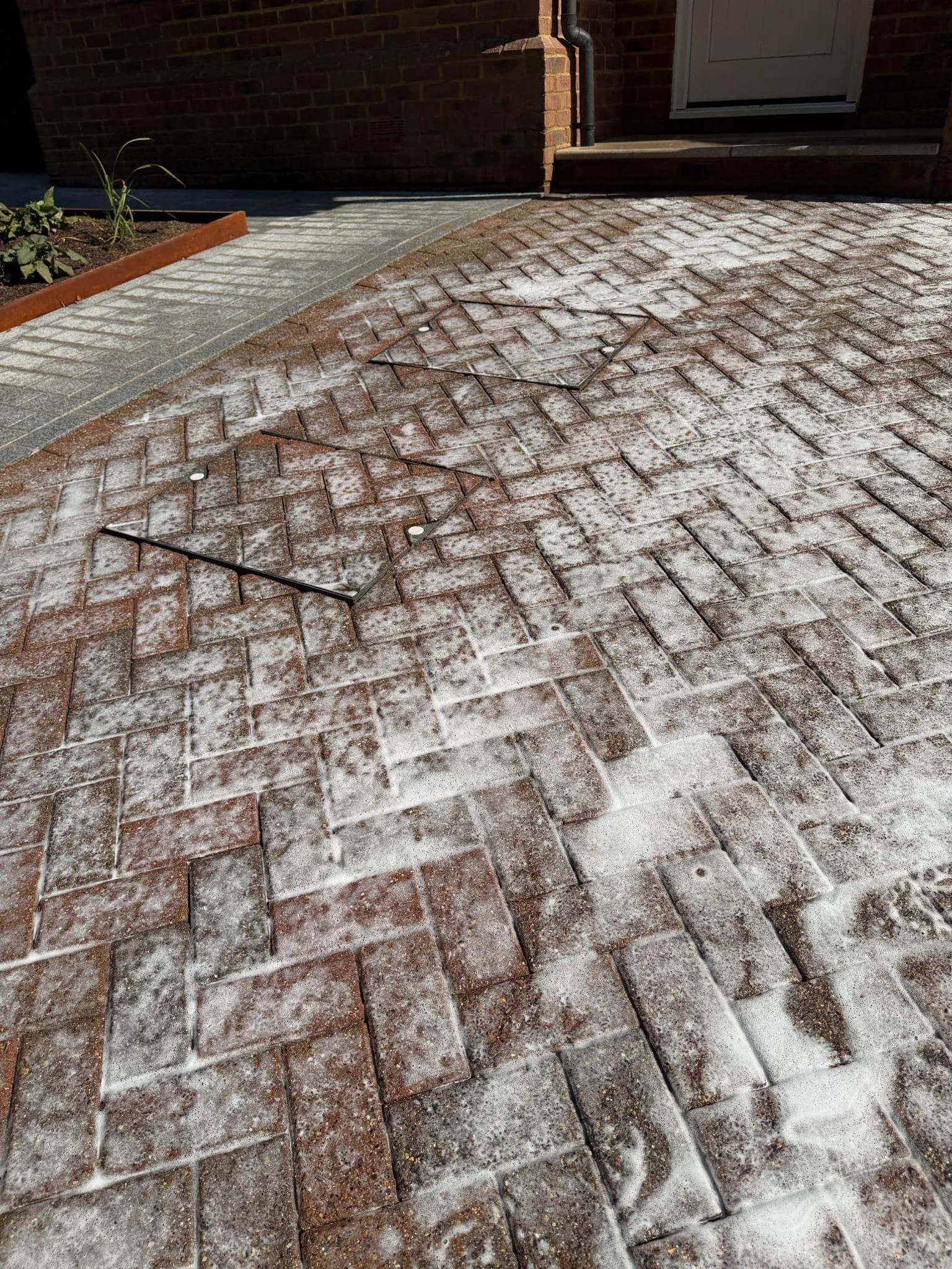 How Long Does Gutter Cleaning Take?