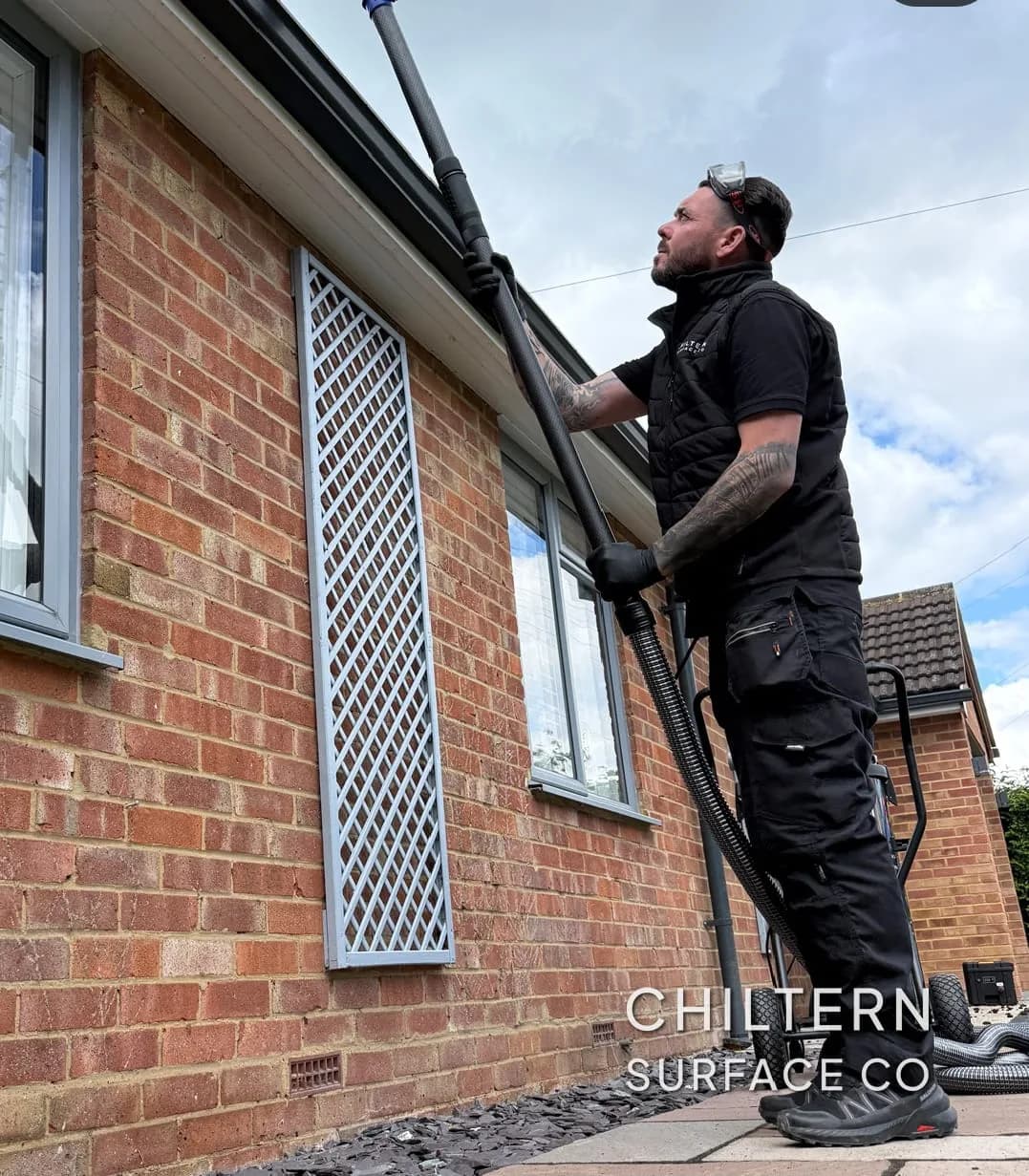 Who Provides Gutter Cleaning Services in My Area?
