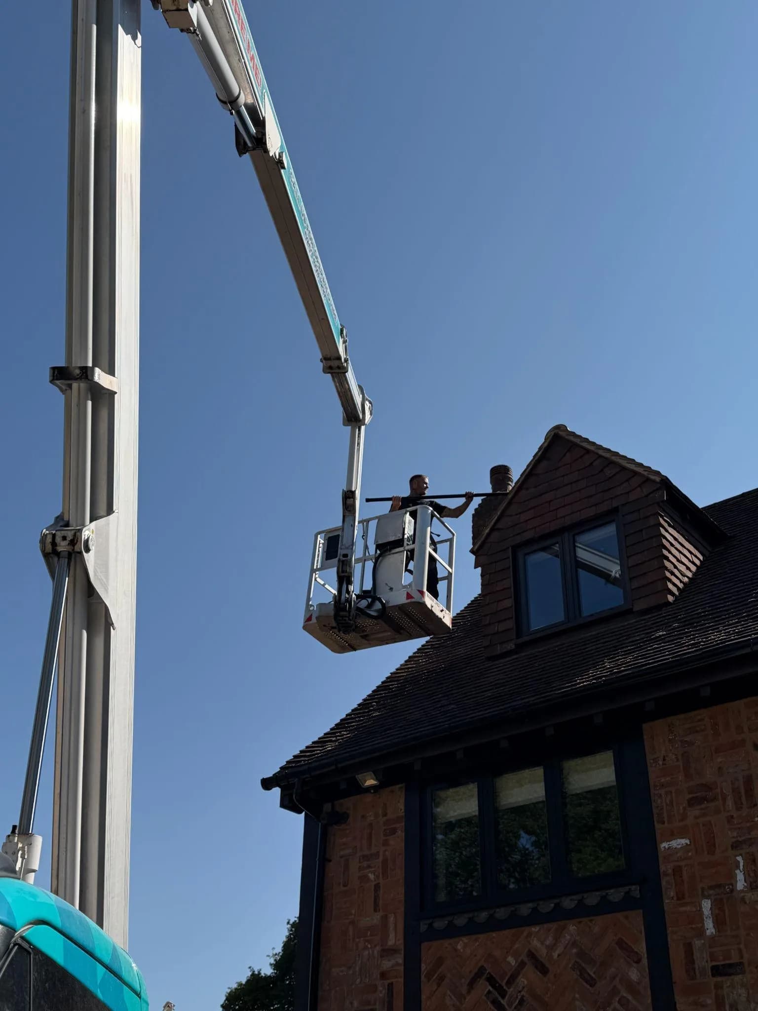 How Much Does Solar Panel Cleaning Cost?